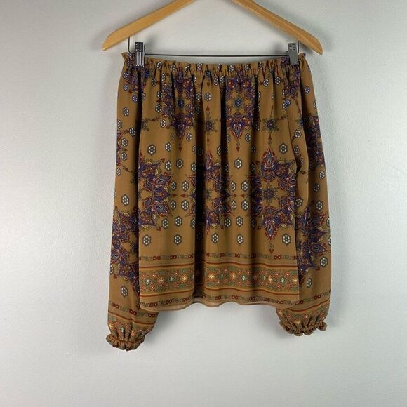 Misa Los Angeles Francesca Off Shoulder Top in Tumeric Floral - Picture 3 of 8